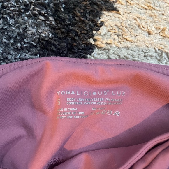 pink yoglicious leggings - Picture 2 of 2